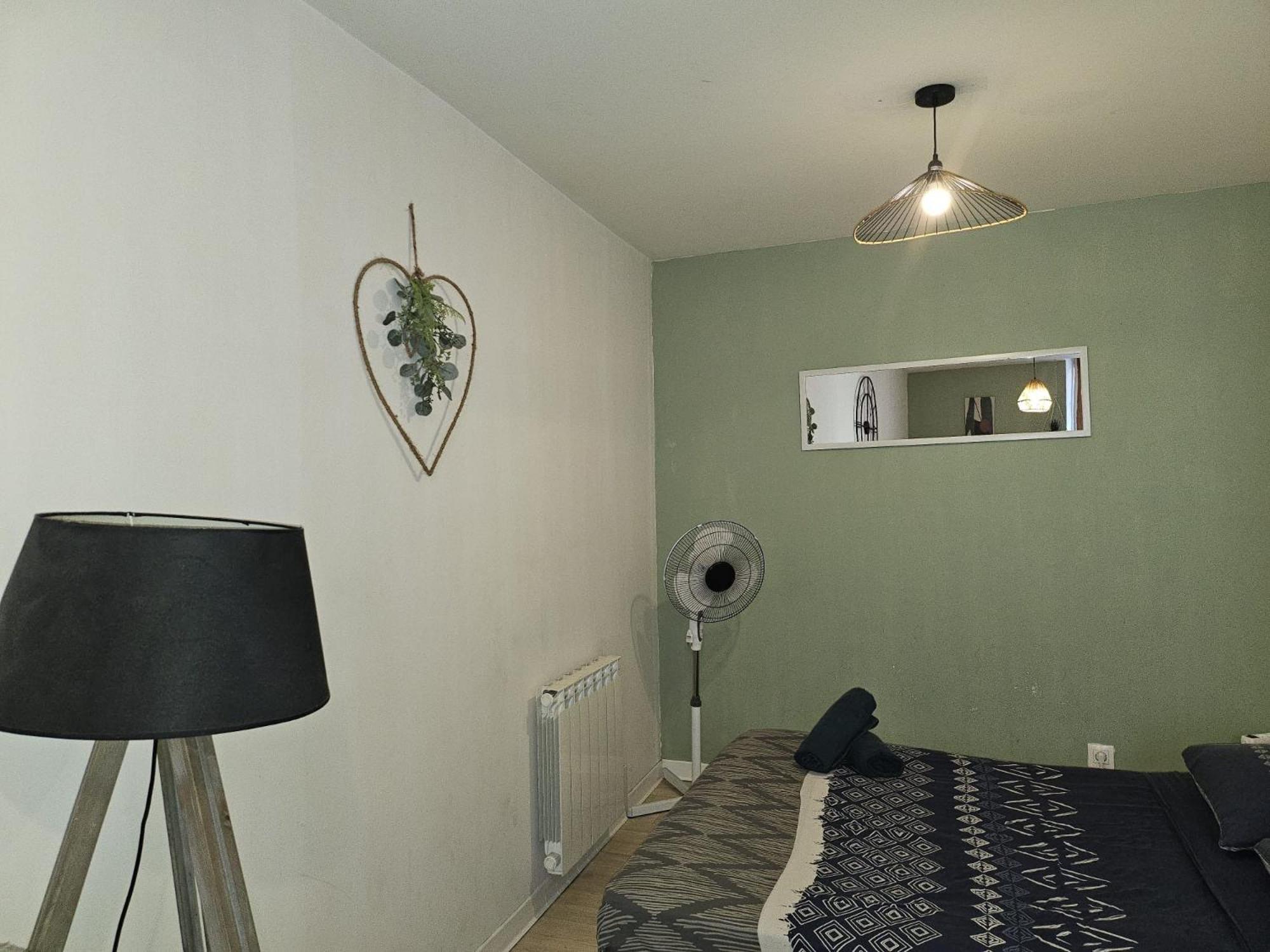 49 Studio Centre-Ville Box A Bagages Gratuits Carcassonne Luaran gambar